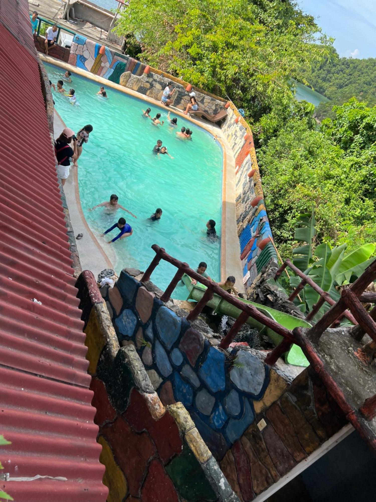 C View Resort Sipalay Buitenkant foto